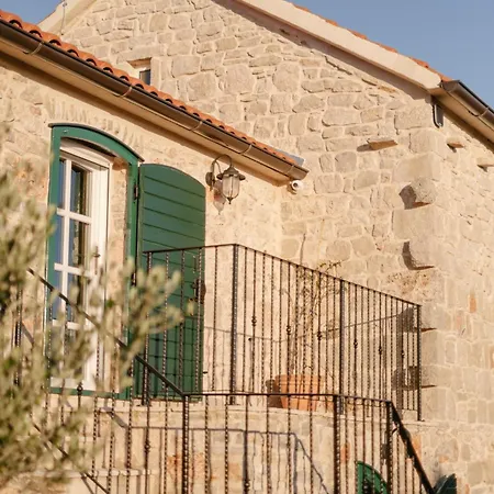 Bliss Stone House In Hvar Gdinj